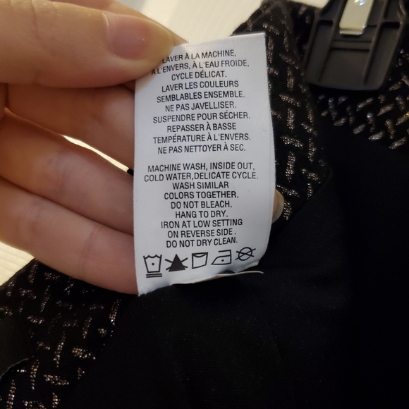 Black and gold patterned mini skirt sz 10 - Picture 7 of 7